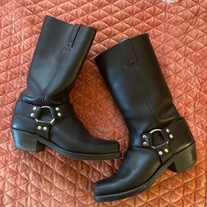 Frye harness 12R boots women’s 8.5